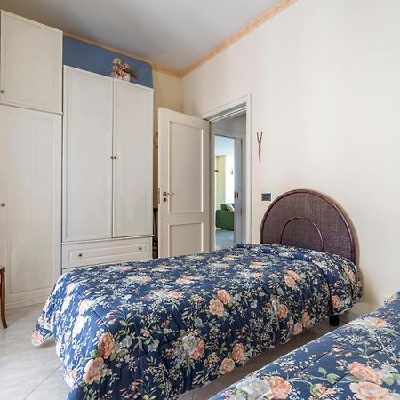 Grazia Attic Apartment With Terrace Trani Εξωτερικό φωτογραφία