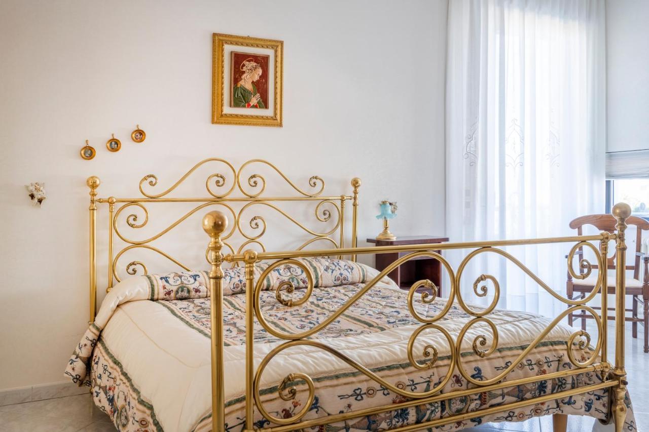 Grazia Attic Apartment With Terrace Trani Εξωτερικό φωτογραφία