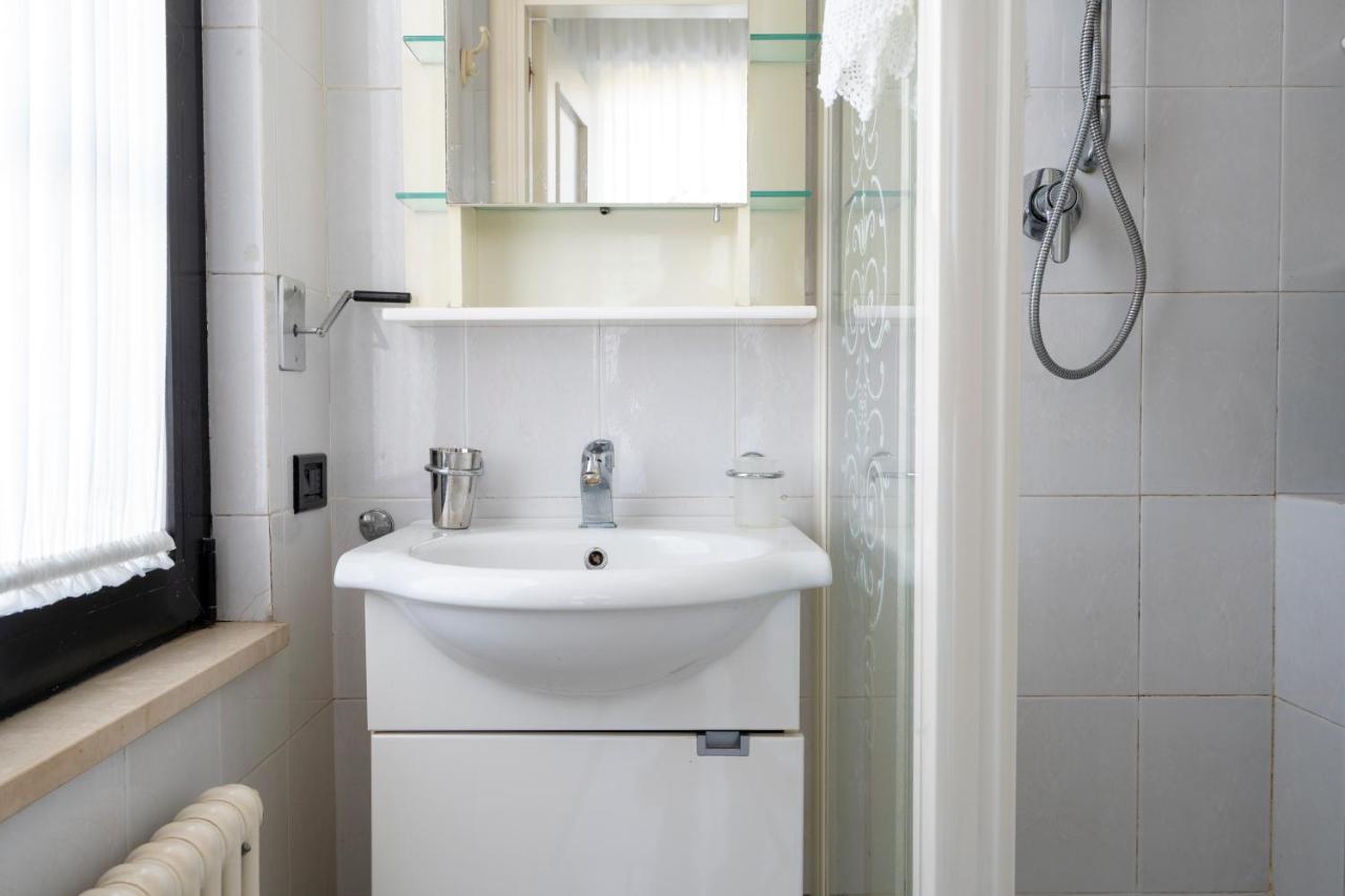 Grazia Attic Apartment With Terrace Trani Εξωτερικό φωτογραφία