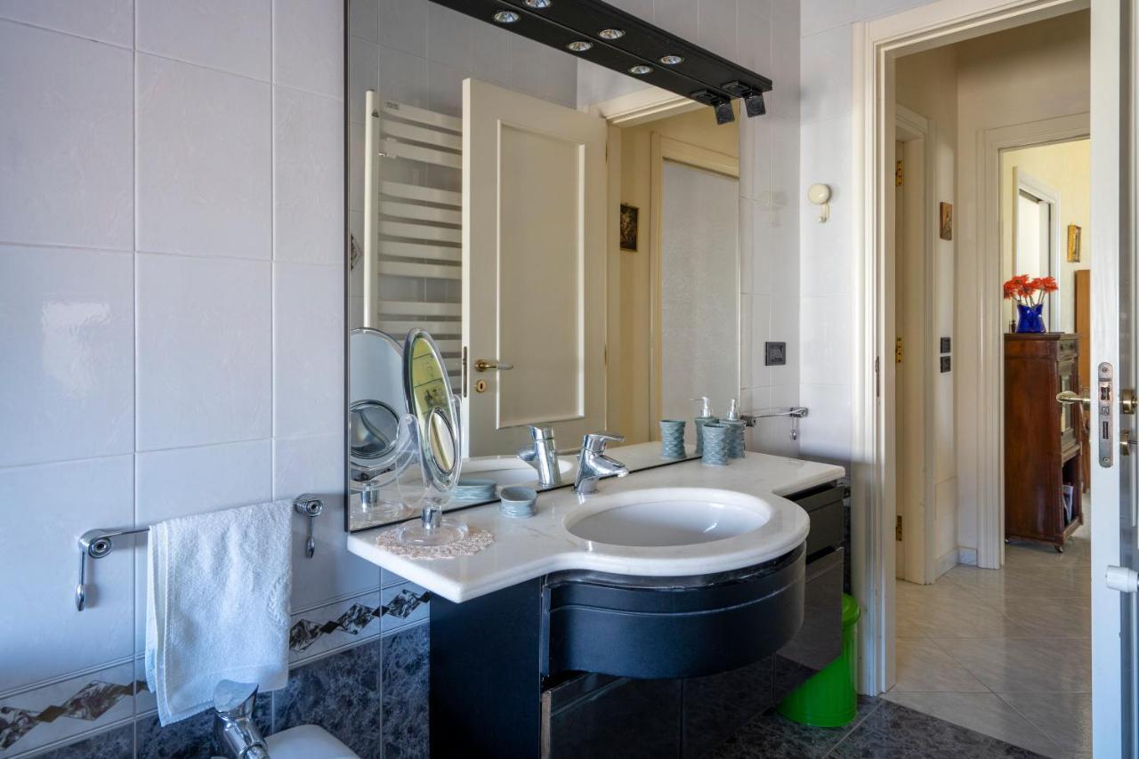 Grazia Attic Apartment With Terrace Trani Εξωτερικό φωτογραφία