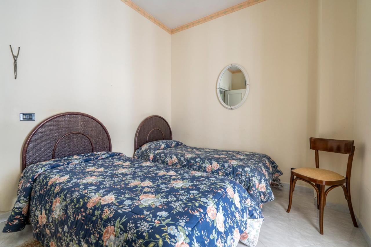 Grazia Attic Apartment With Terrace Trani Εξωτερικό φωτογραφία